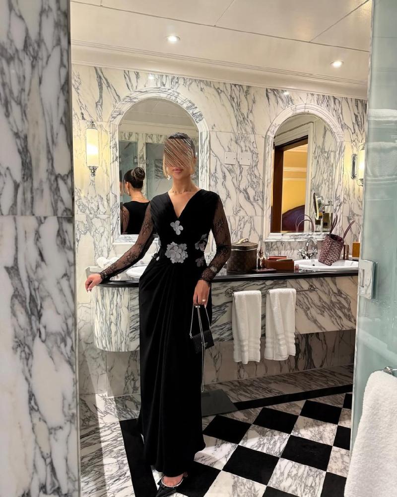 فستان باربي علا أكمام دانتيل /Mair Fashion