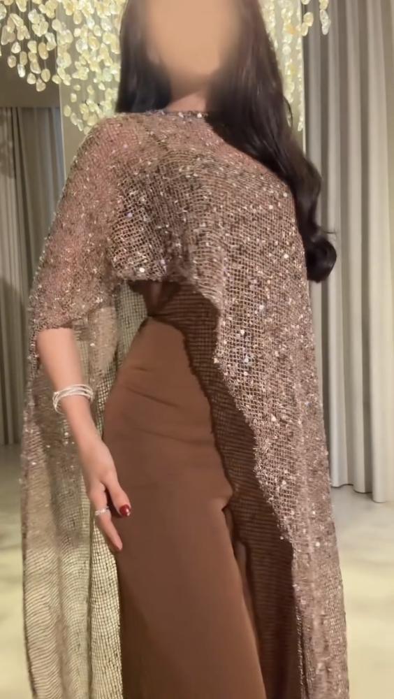 فستان أنيق بتصميم يخطف الأنظار من Miar Fashion