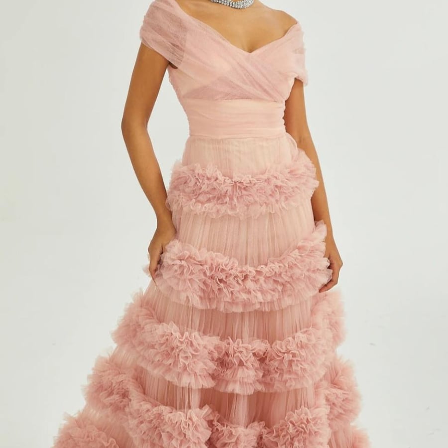 فستان سهره تل ناعم صدر باربي راقي من Mair Fashion