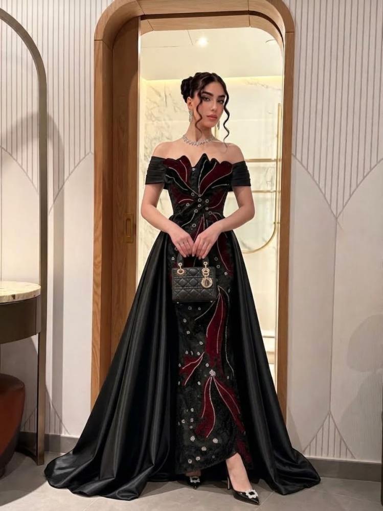 فستان كلفه سهره مع ذيل تفته كلوش بتصميم راق من miar Fashion