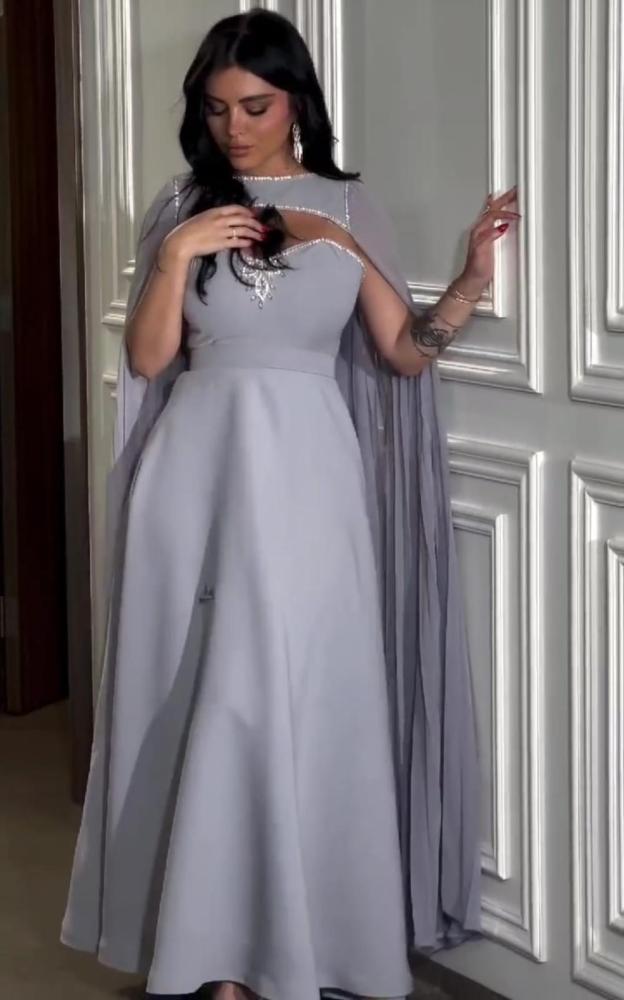فستان رمادي باربي شيفون بوليسيه من Mair Fashion