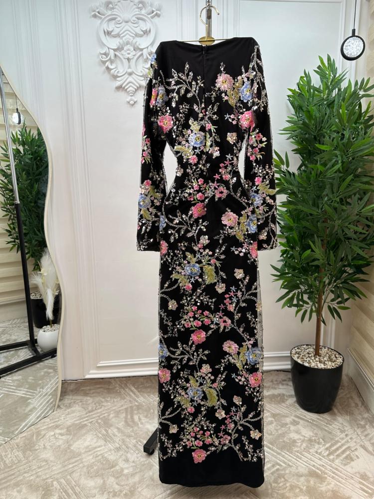 فستان سهرة من قماش المخمل المشجر الراقي من miar fashion