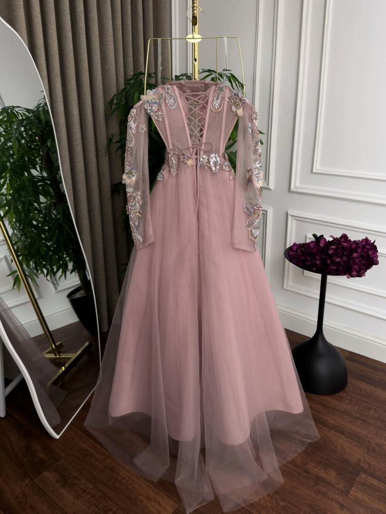 فستان سهره بتصميم يخطف الأنظار من miar Fashion