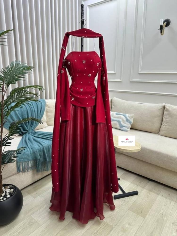 فستان سهره عودي صدر باربي تطريز يدوي فاخر من Mair Fashion