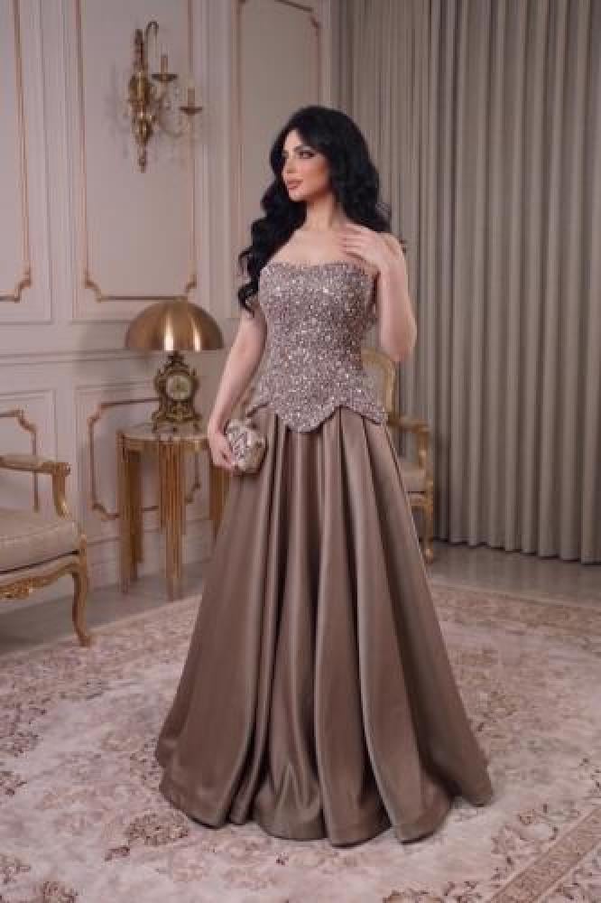 فستان كلارا الأنيقة