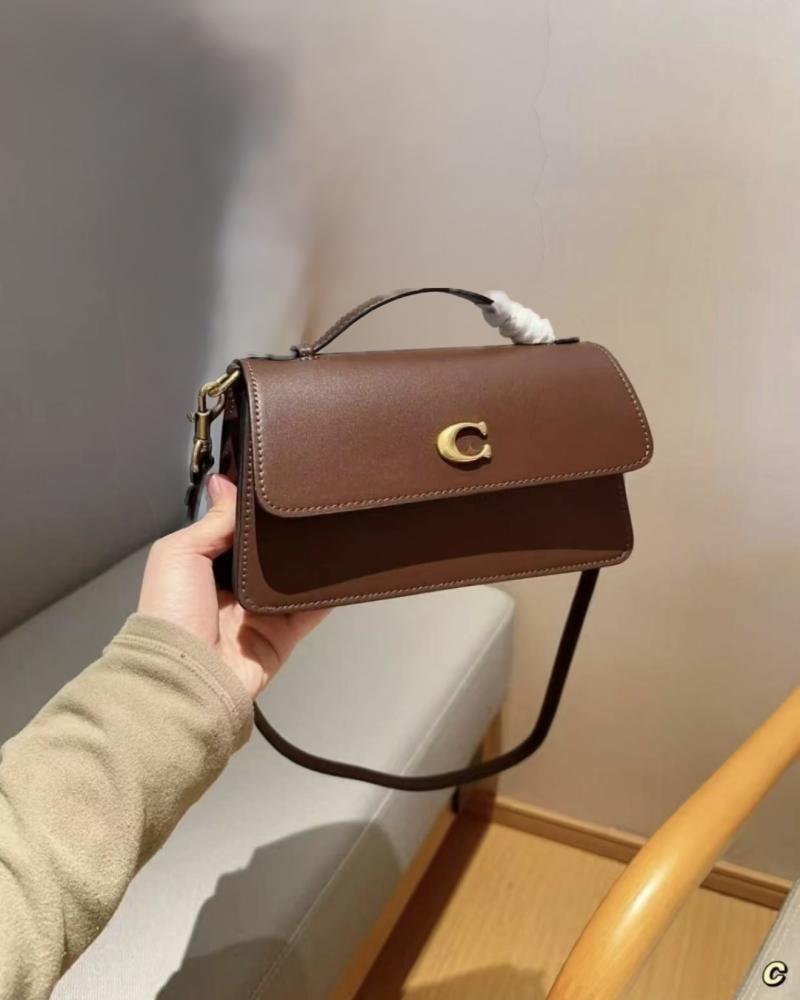 شنطه كوتش بني  ماستر