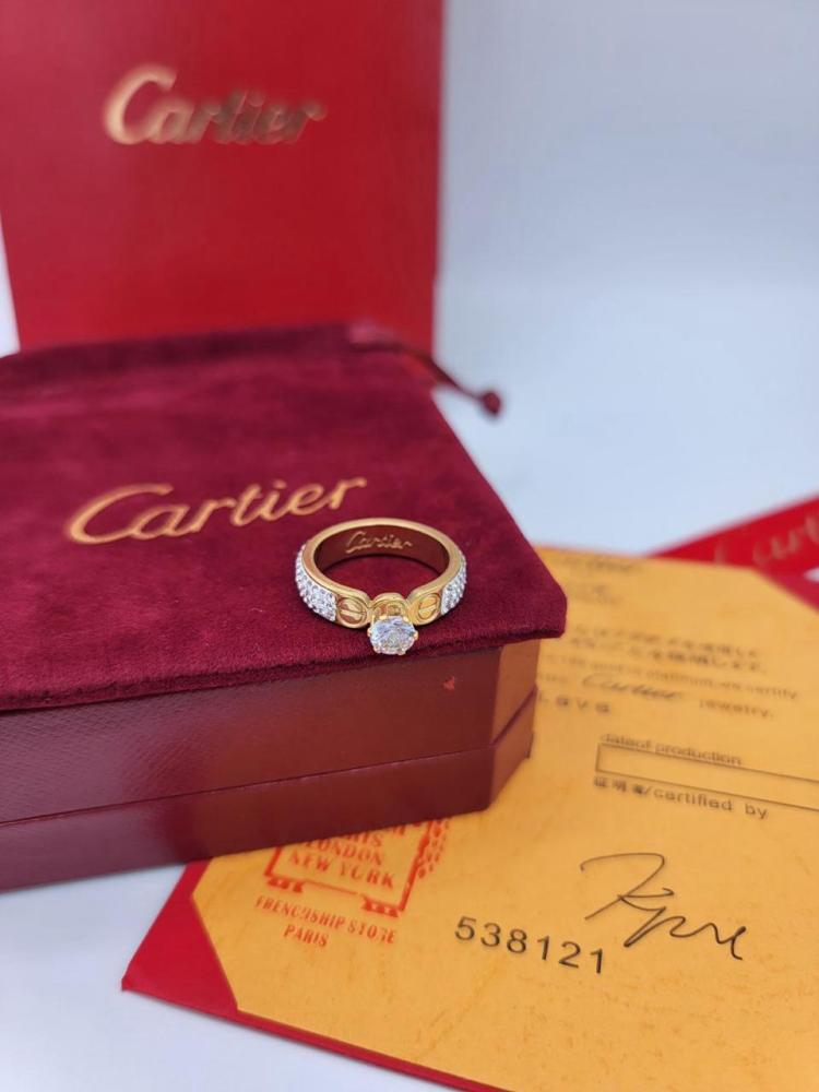 Cartier ring with accessories
