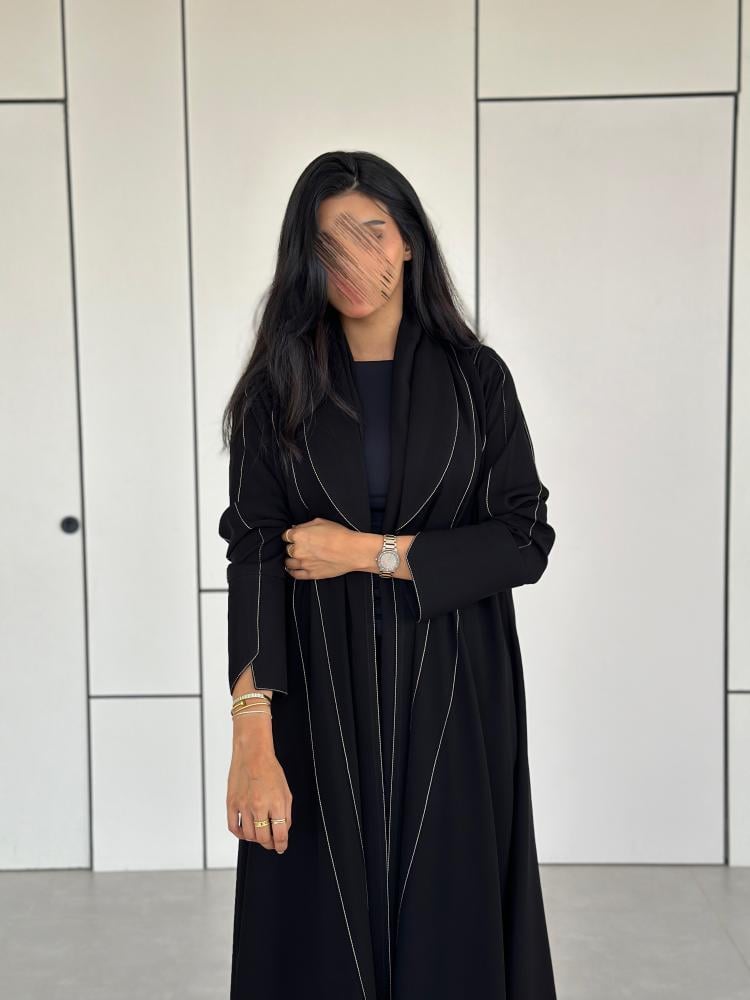عباية-نسائية-كريب-ملكي-اسود
