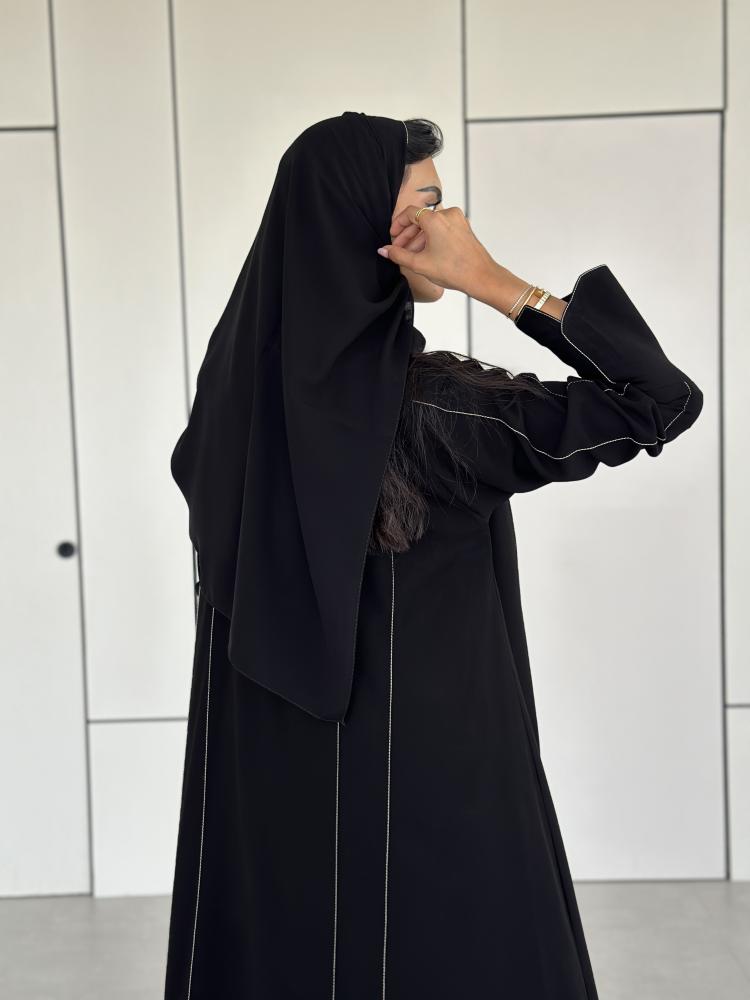 عباية-نسائية-كريب-ملكي-اسود