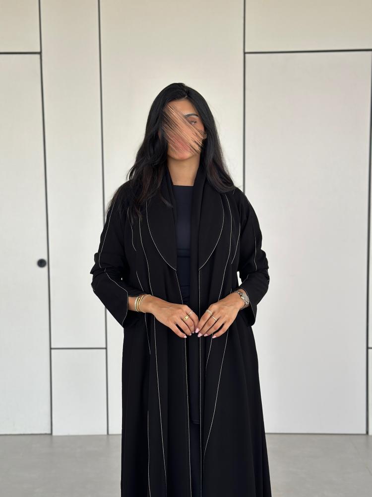 عباية-نسائية-كريب-ملكي-اسود