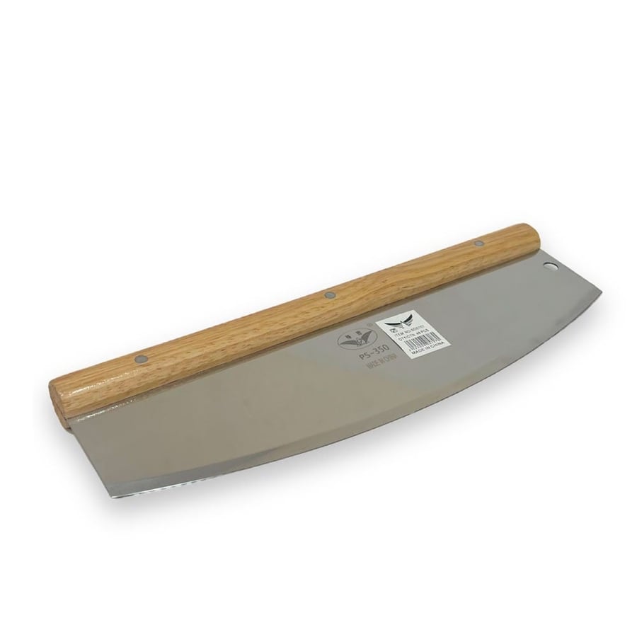 Pizza cutter with wooden handle
