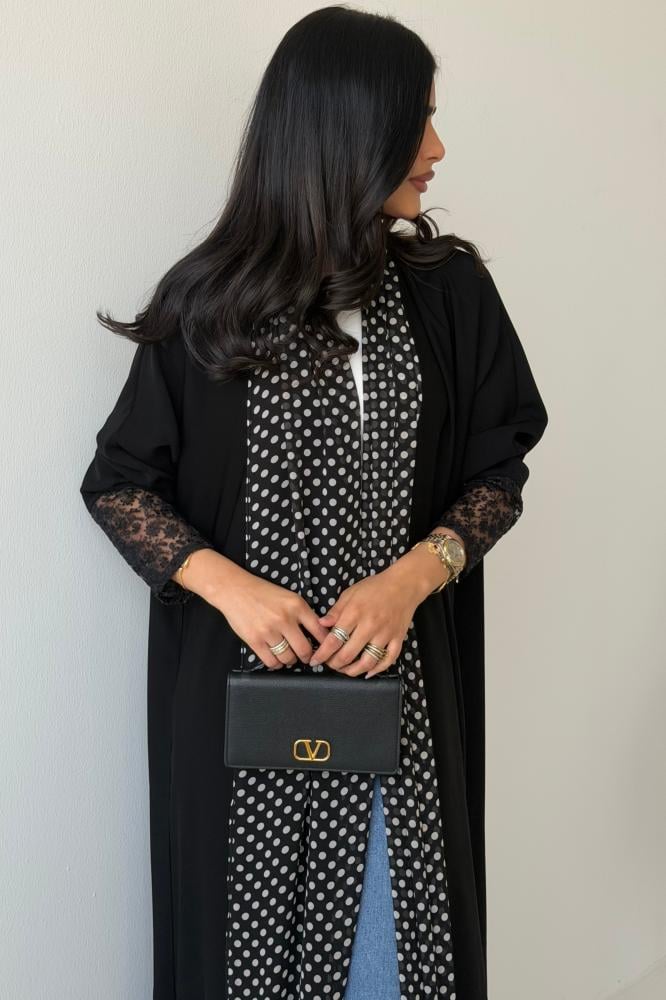 Lace & dots