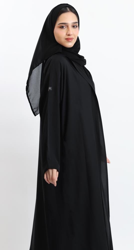 عباية سوداء حرير بارد