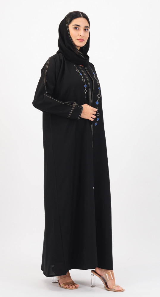 عباية بـ تطريز كلوڤر أزرق
