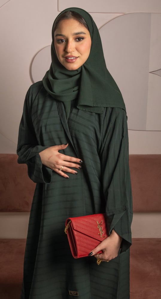 عباية مقلمة لون أخضر