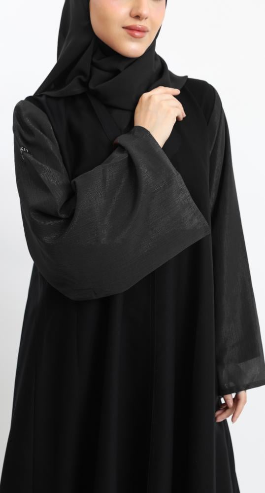 عباية ربع كلوش أكمام  سوداء لامعة