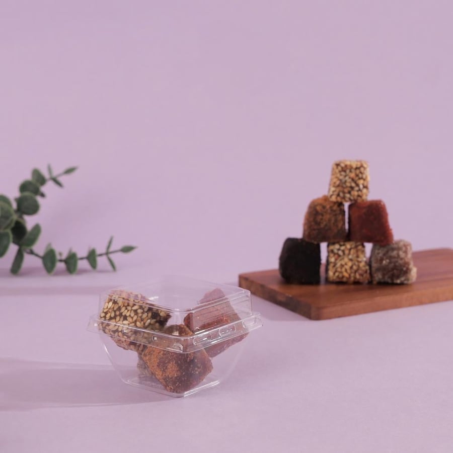علبة اكريليك مربعة