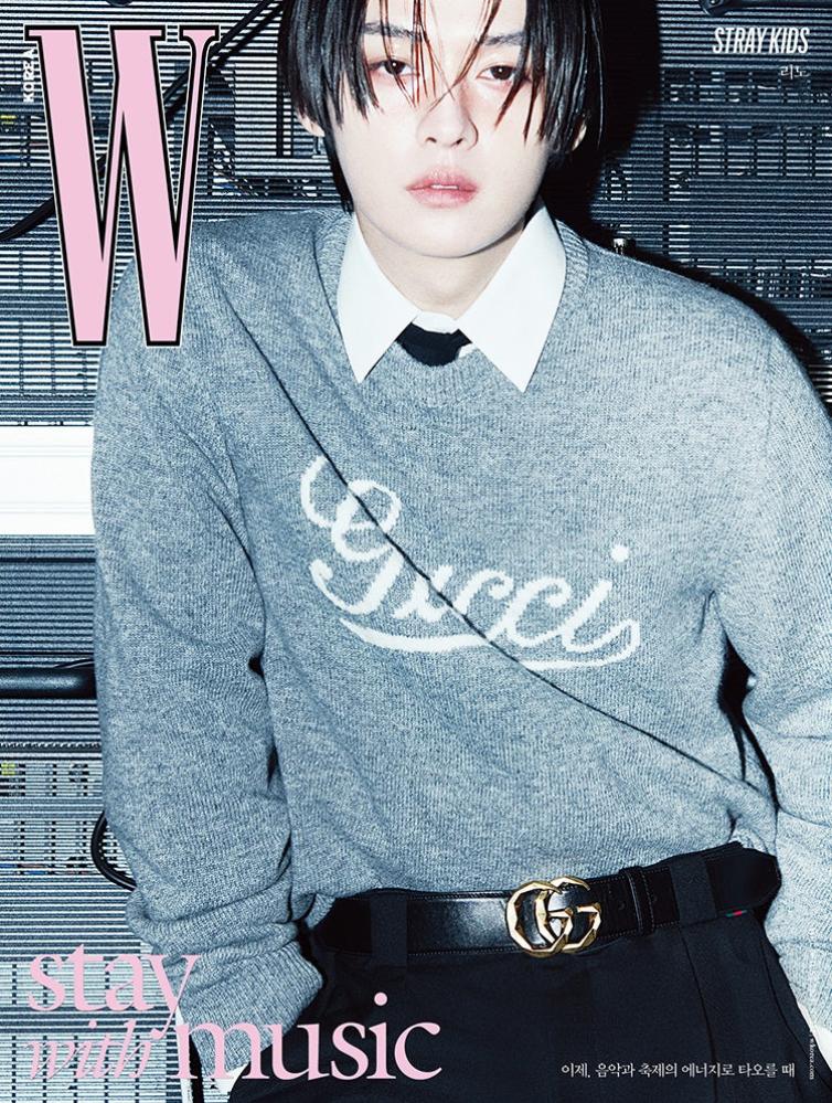 PRE-ORDER) W - Volume 6 2024 Stray Kids