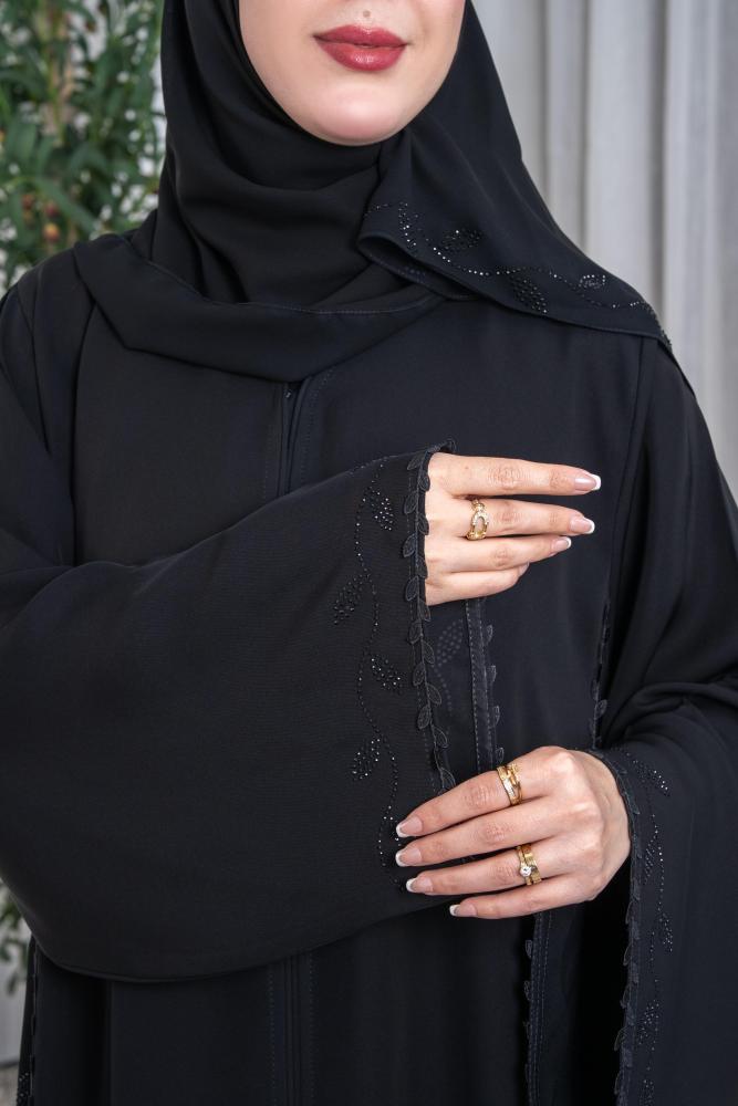 عباية نص كلوش شغل جانبي كرستال