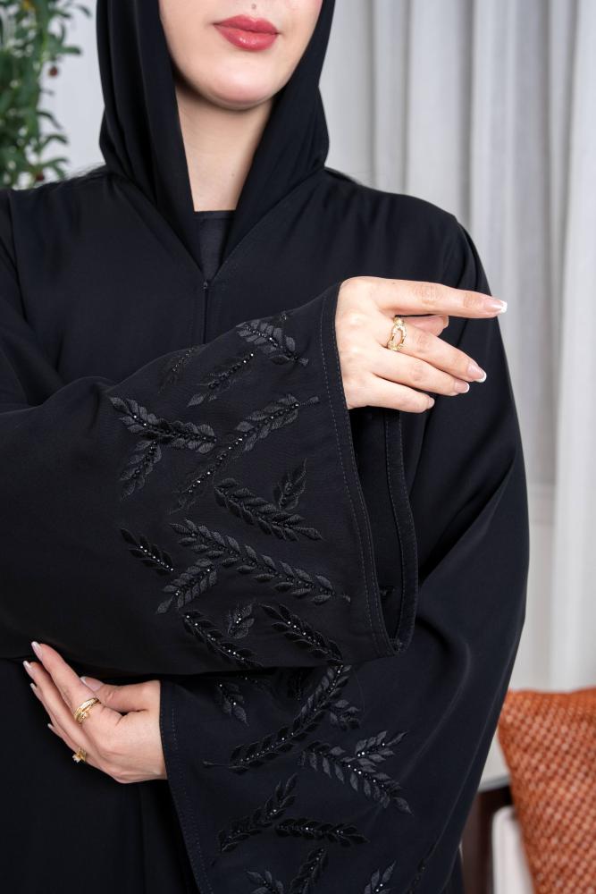 نص كلوش  كم تطريز ورق كرستال مع كرستال