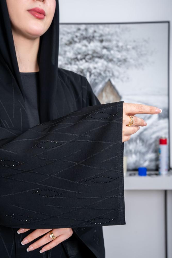 عباية نص كلوش شاكيرا_ مرصع بكرستال