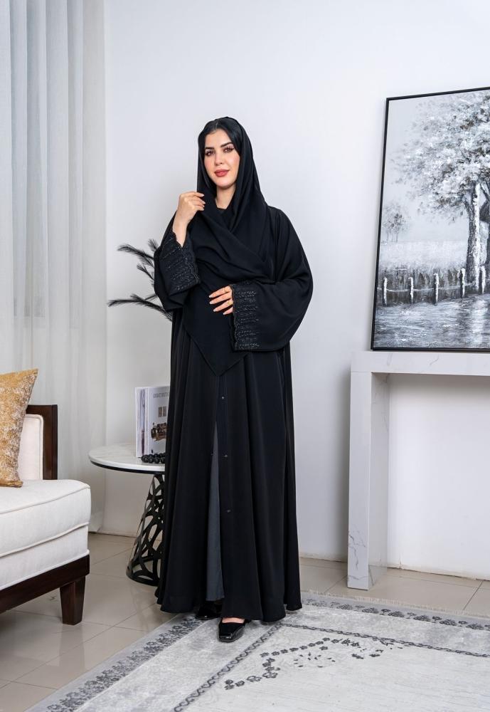 عباية نص كلوش_ تطريز شك