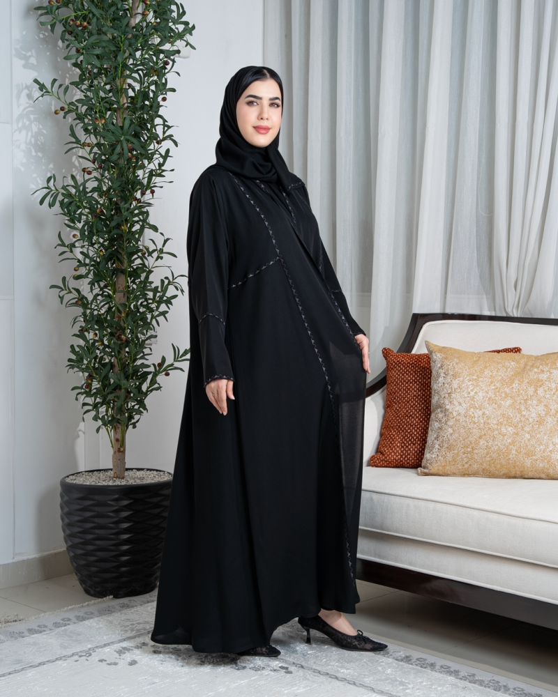عباية لف نص كلوش بتطريز حباكة – قماش إنترنت