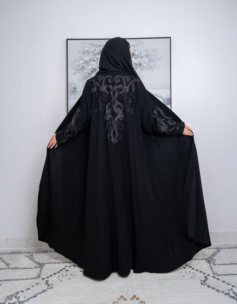عباية نص كلوش سراميك  _ تطريزاسود ورصاصي فاخر