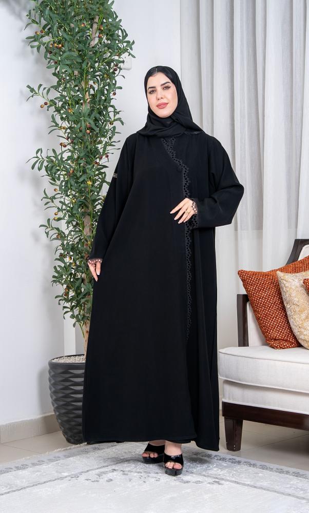 عباية نص كلوش سرميك_دانتيل فاخر