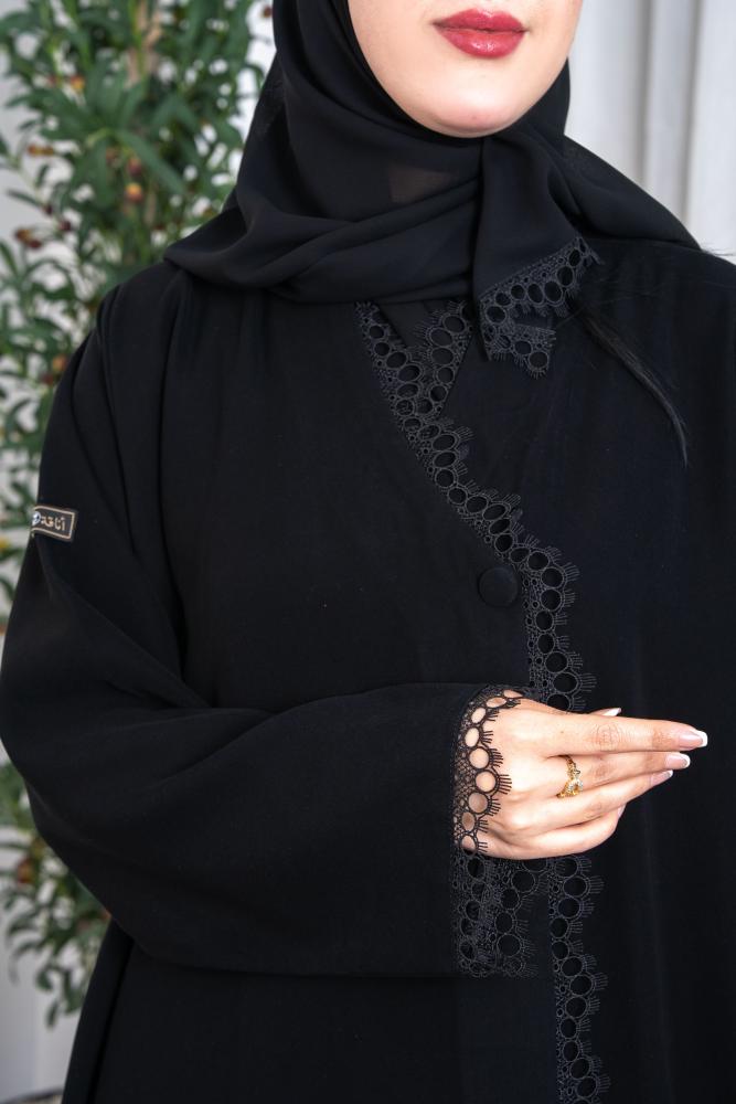 عباية نص كلوش سرميك_دانتيل فاخر