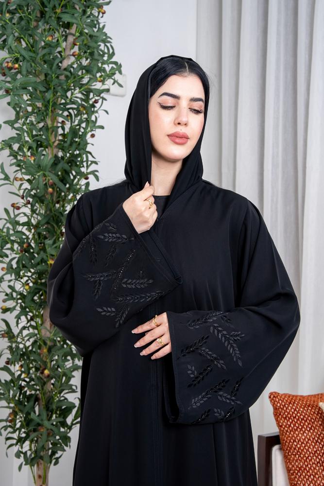 نص كلوش  كم تطريز ورق كرستال مع كرستال