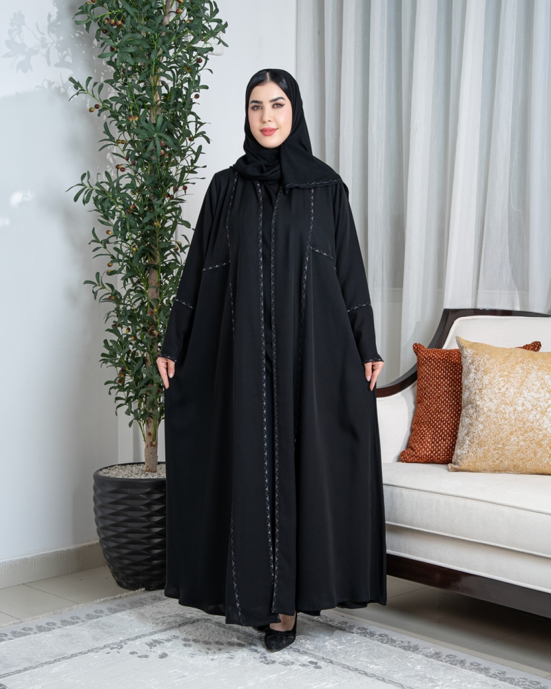 عباية لف نص كلوش بتطريز حباكة – قماش إنترنت