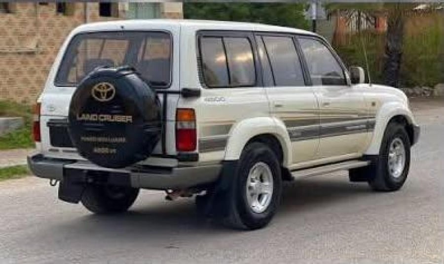 خط  لاندكروزر 1997 رفرف