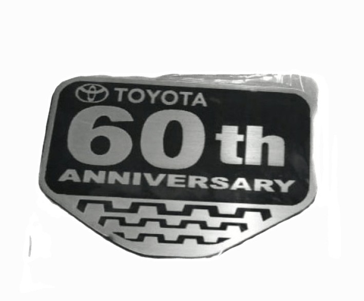 علامة 60th تويوتا لاندكروزر