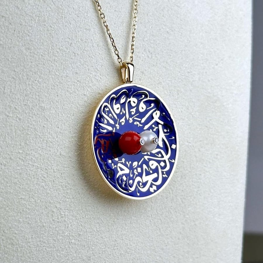 عقد ذهب عيار18