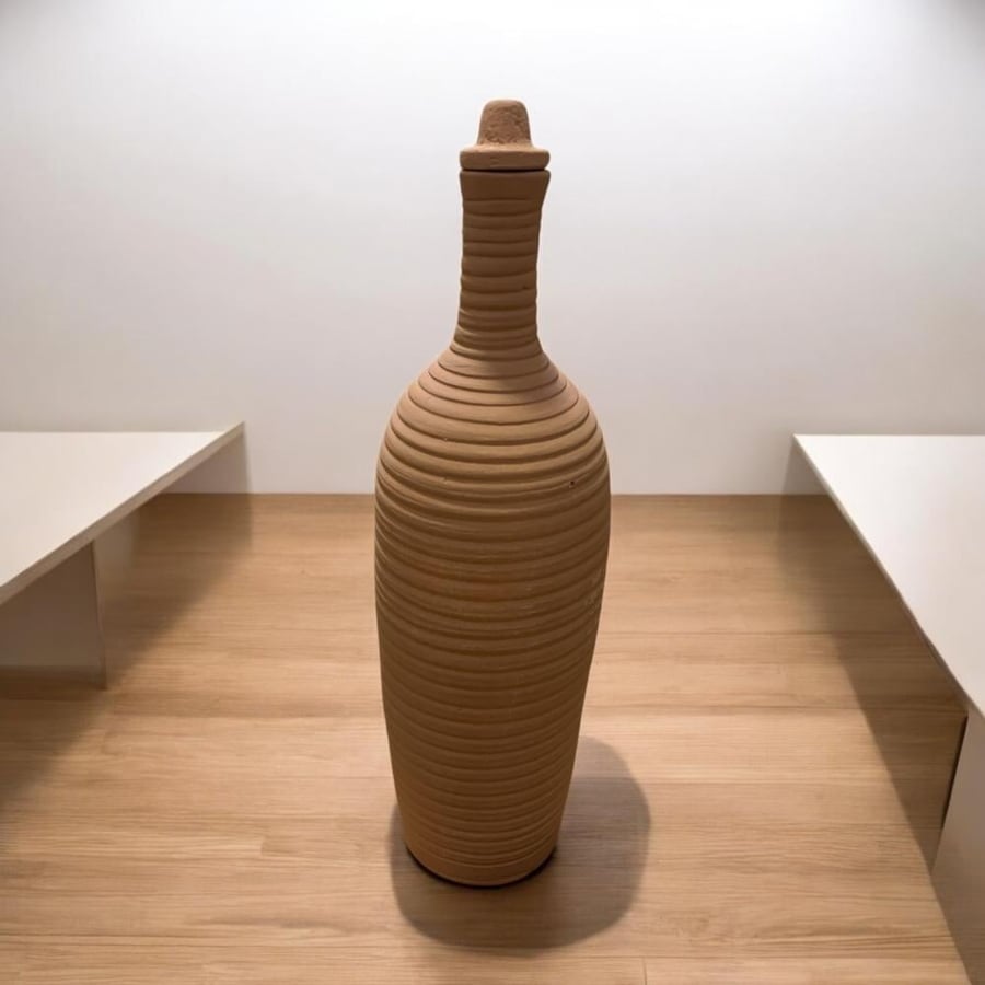 Clay water bottle (1.5 liter) with cup