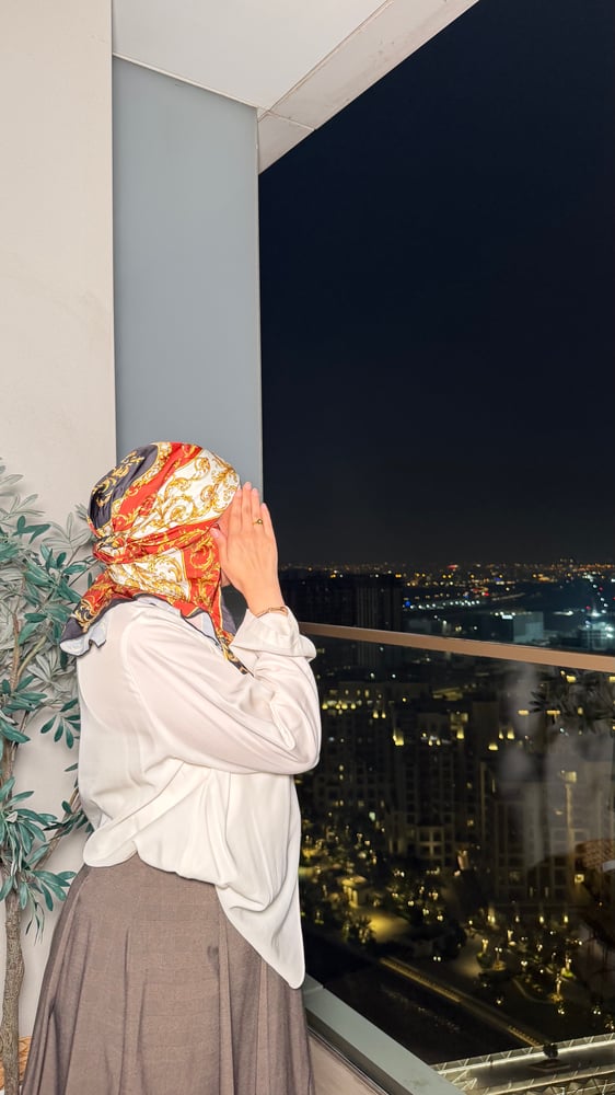 ميني تاي زخرفة ذهبي واحمر