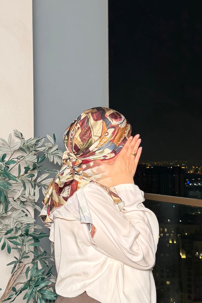 ميني تاي بني وبرغندي