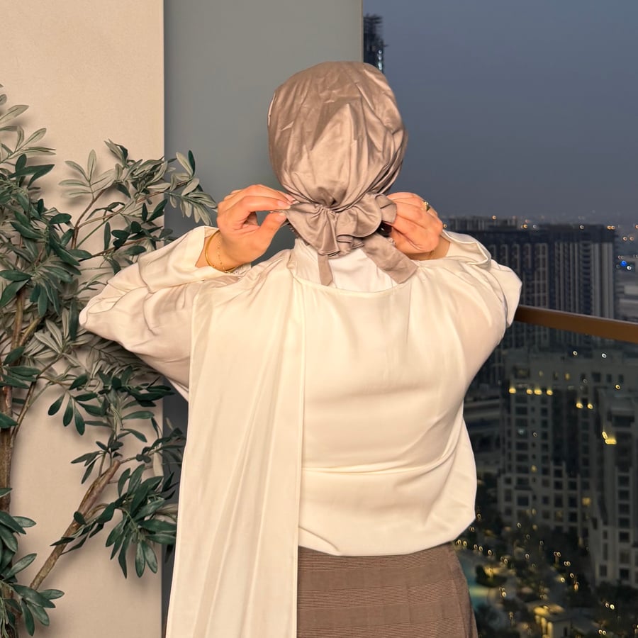 توربان لون كاكي بحبل من الخلف
