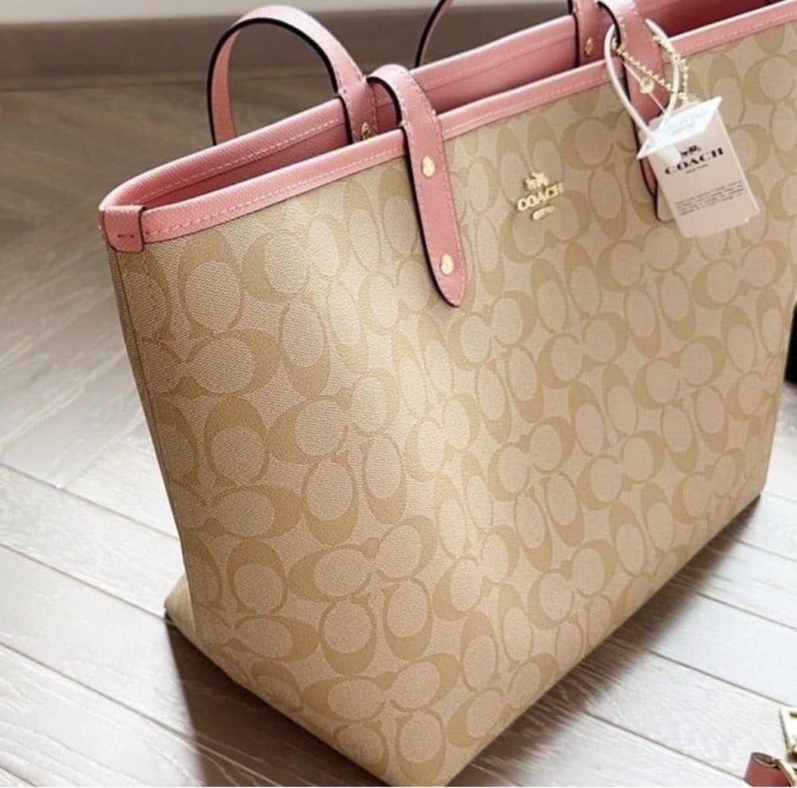 ( كوتش وردي) Coach bag black