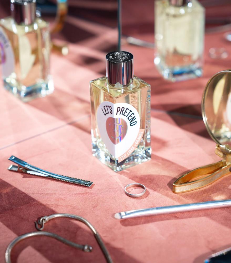 تفاصيل عطر ليتس بريتند - يوسفي وزعفران وخوخ وأوزمانثوس