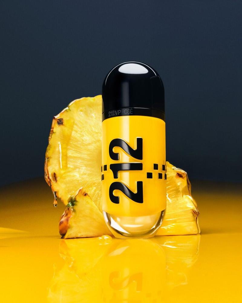 عطر كارولينا هيريرا 212 في اي بي روز كاب 80 مل - 212 VIP Rosé Cab