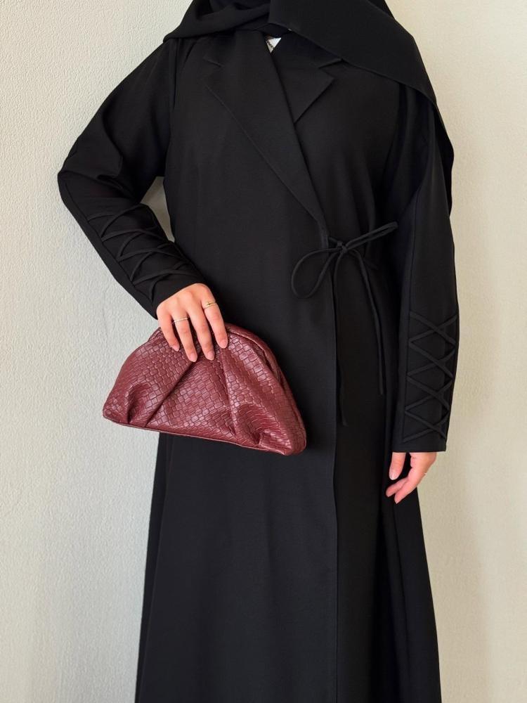 عباية دانة بليزر