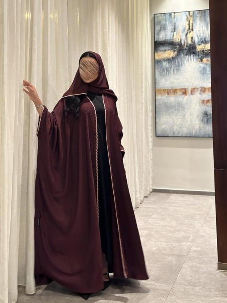 عباية نص بشت لنن بحريني و كلفة تطريز