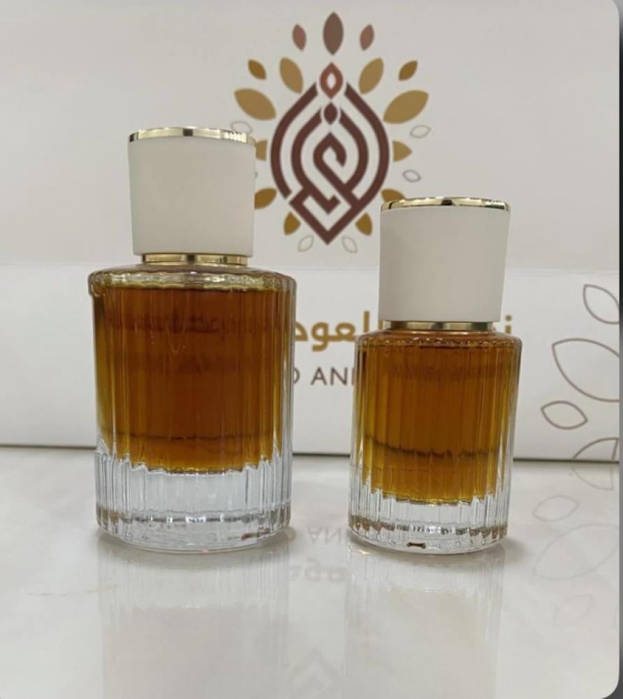 عطر بخاخ من دهن عود تراد الفخم
