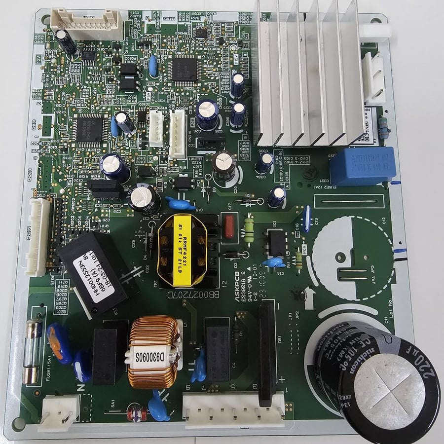 PCB-MAIN لوحة التحكم الرئيسية لثلاجة هيتاشي اصلي تايلندي لموديل  موديل الثلاجة R-V905PS1KXV