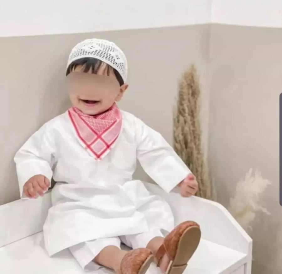 طقم ثوب ومريلة شماغ وطاقيه