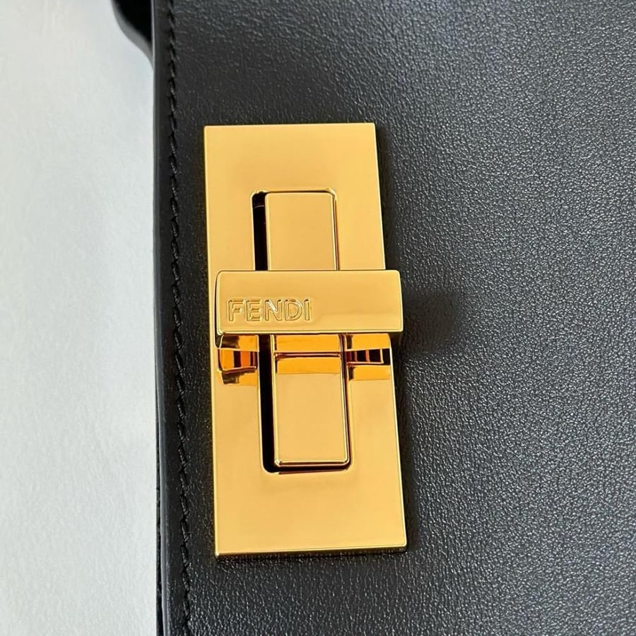حقيبة فندي 40.5cm