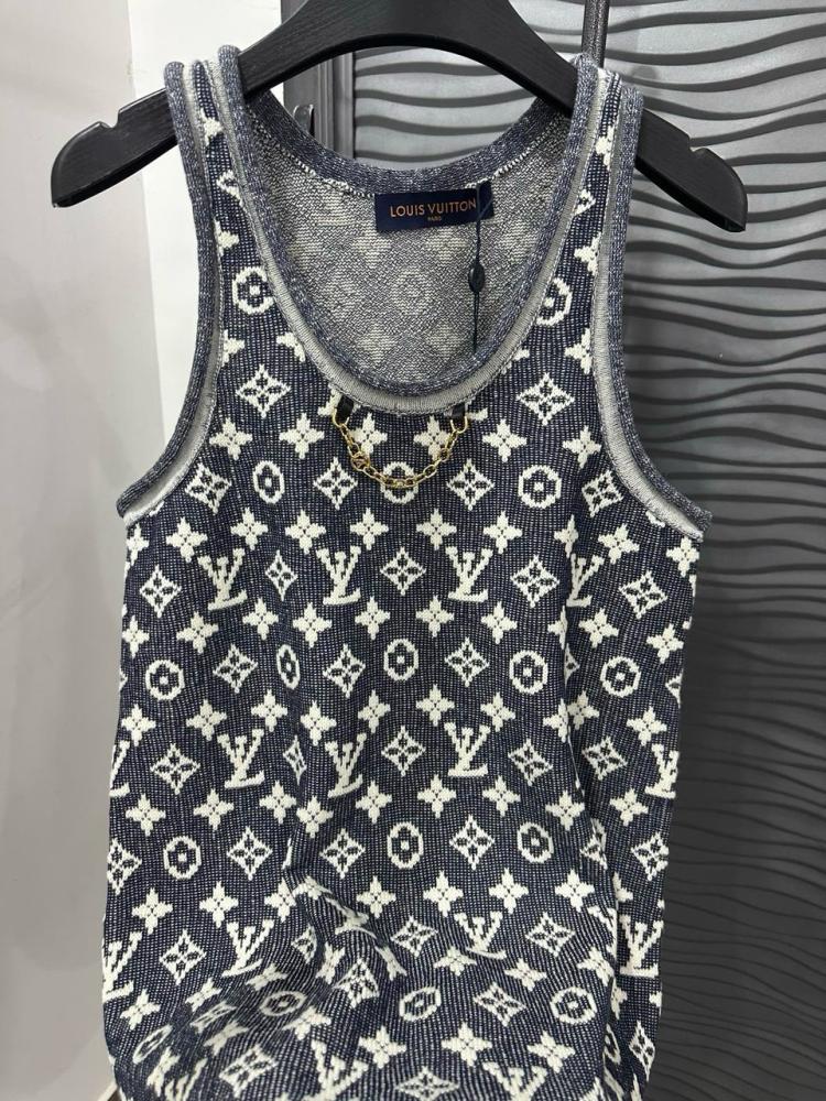 Louis Vuitton top