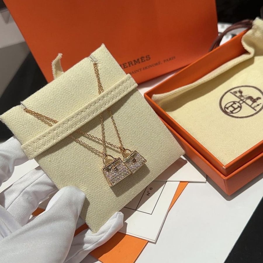 Hermes necklace (two sizes)